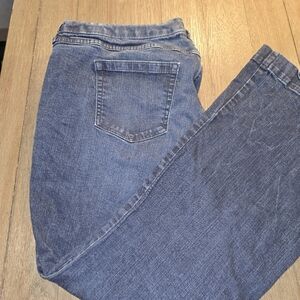 Torrid Sz. 20 Short Dark Wash Midrise Flared Jeans
